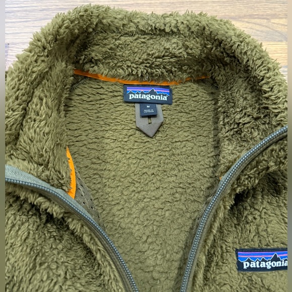 Patagonia Men’s Sherpa Vest - Picture 2 of 3